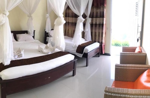 Moni House | jaya hill garden