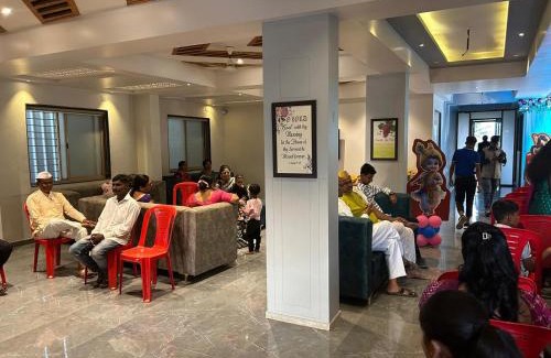 Kadadhe Hotel | Jayam Royal Hotel