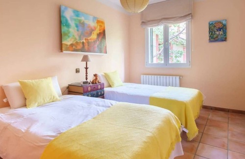Cercedilla Ski Chalet | JAZA PARAISO -CERCEDILLA-MADRID pool and tennis chalet