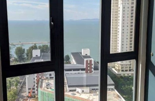 Seri Tanjung Pinang Condo | Jazz 222: Cosy 2-Bedroom Suite with Seaview