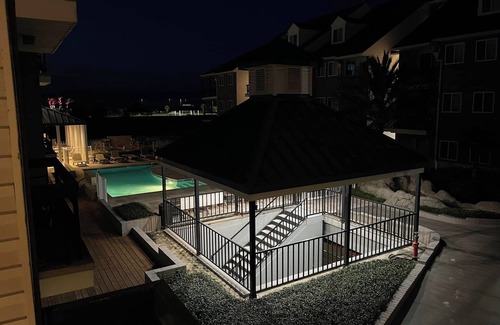 Bucktown Condo | JAZZ FEST-NAWLINS READY! BEAUTIFUL, SECURE, GREAT LOCATION! GREAT AMENITIES!
