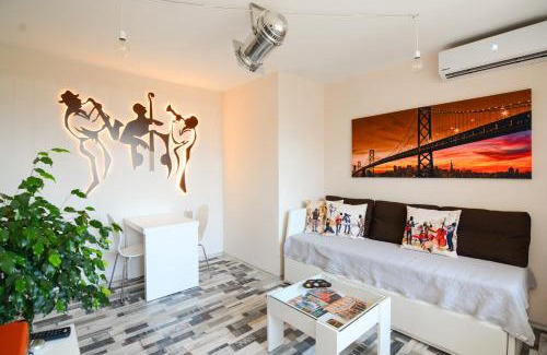 Sofia City Center Apartment | Jazzy Sofia Downtown Apartment