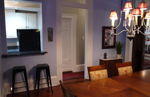 Faubourg Marigny House | JAZZY SWEET SPOT 1BLK TO FRENCH QUARTER 1.5 BLKS TO FRENCHMEN. Free Wi-Fi.
