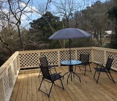 Mena House | JB's-Getaway in the mountains with trails and more