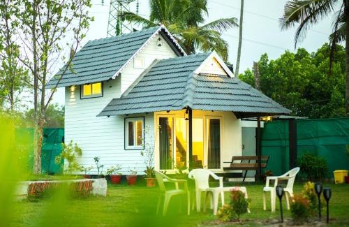 Kumbalam House | JC Den Private Villas Kochi by VOYE HOMES