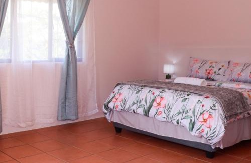 New Germany Apartment | Jeanette's Place 14 Erfmann street