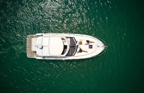 Ha Long Boat Rental | Jeanneau Leader 36 Yacht Charter - Vietyacht Marina Club Halong Bay Cruise