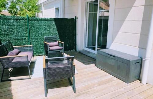 Magny-le-Hongre Apartment | Jeannette's House