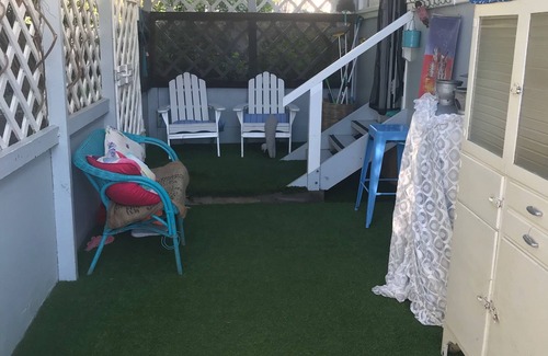 Augusta House | Jecks Beachside accomodation