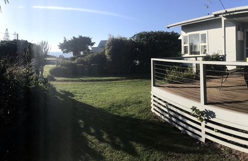 Augusta House | Jecks Beachside accomodation