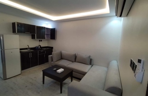 King Abdul Aziz Road Apartment | Jeddah Grand Beach