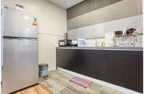 Tabuan Jaya Condo | Jeff and Ricky's Homestay 32 @ VivaCity Megamall