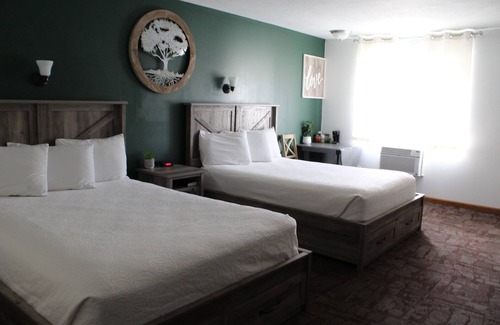 Whitehall Hotel | Jefferson Inn