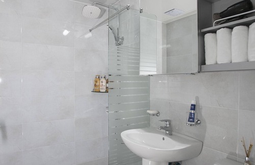 Namwon House | Jeju Aria Pension