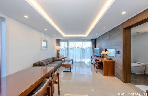 Jongdal-ri House | Jeju Dalmaru