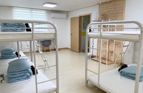 Downtown House | Jeju Guesthouse