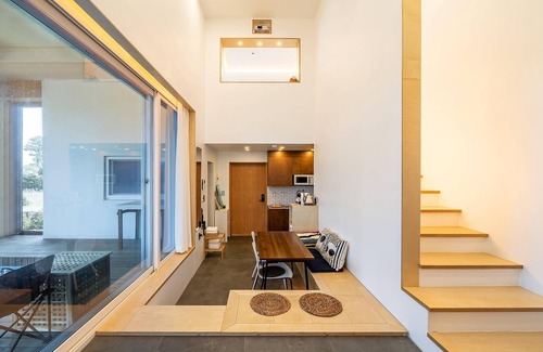 Jongdal-ri House | Jeju Muabyeoljang Dokchaepension