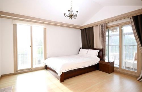 Gujwa House | Jeju Olle House