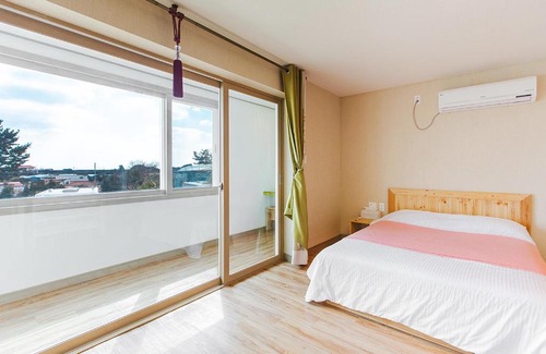 Namwon House | Jeju Pine Beach Pension