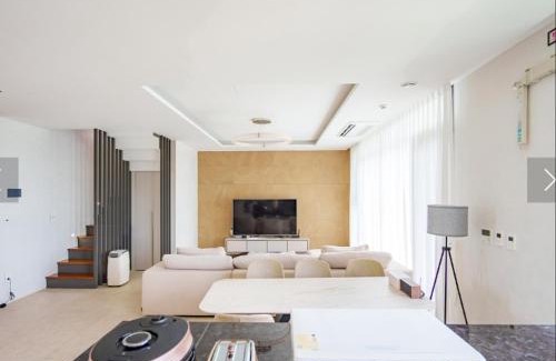 Nohyeong-dong Villa | Jeju Stay
