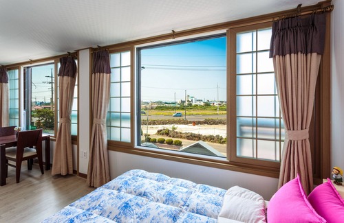 Jocheon House | Jeju Wayo Pension