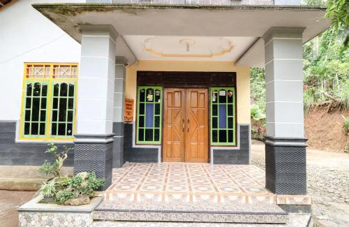 Kokap House | Jemakir Homestay