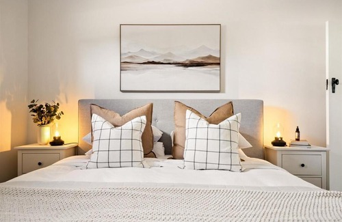 Yelverton House | Jen's Cottage