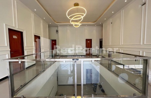 Pare Hotel | JENGGO Riverside Mitra RedDoorz near Kampung Inggris Pare