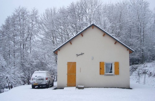Laveissiere Ski Chalet | - jennifer cottage -