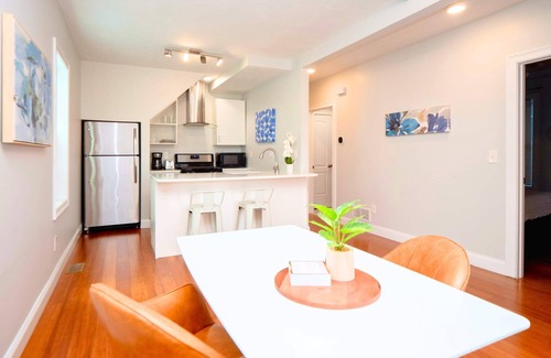 Federal Hill Apartment | Jennifer's Private Apartment with Outdoor Patio