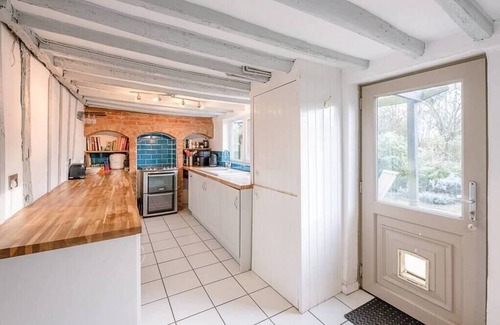 Wickham Market House | Jenny Rose Cottage, Wickham Market