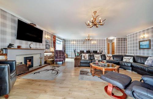 Cairndow House | Jennys Bay