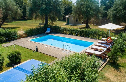 Dafnata Villa | Jennys House: Family House with pool, sleeps 7, WiFi, A/C