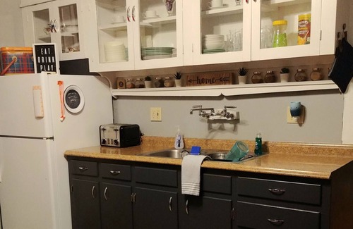 Prescott House | Jennywood Cottage - Prescott Cabin Rentals
