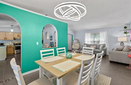 Port Saint Lucie House | Jenson Beach 4bd 2ba home with Heated Pool