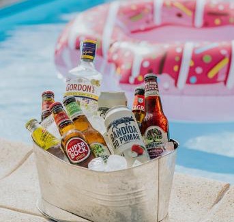 Valdigem House | Jerónimos Garden & Pool Villas