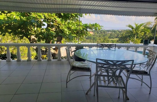 Epworth House | Jericho villa 20 min from Ocho Rio's center