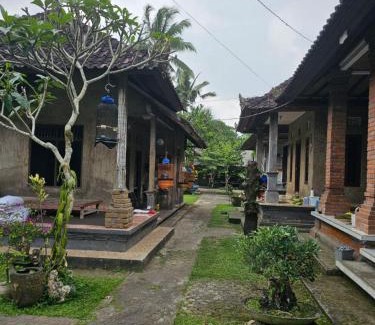 Tua House | Jero Pinge Homestay
