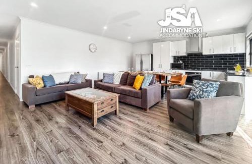 East Jindabyne House | Jerrara Escape One