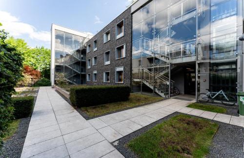 Zwierzyniec Apartment | Jesionowa Homely Apartment with Garden