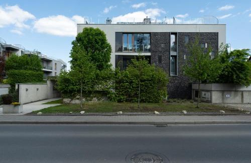 Zwierzyniec Apartment | Jesionowa Homely Apartment with Garden