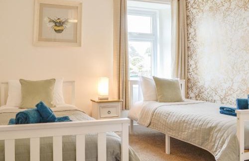 Murthly House | Jessamine Cottage