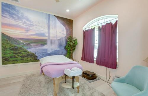 New Waverly Apartment | Jet, Set and Chill Fly-In Hangar Apt in New Waverly