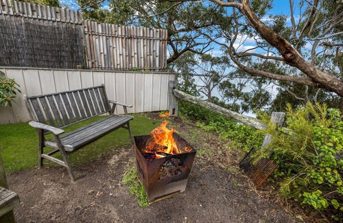 Nungurner House | Jetty View: Bellbird Cabin - Feel a sense of nature in this rural environment