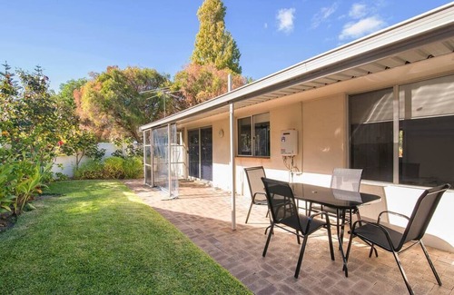 Busselton Villa | Jetty Views -100m to foreshore