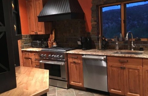 Escalante Cabin | Jewel of Escalante LLC