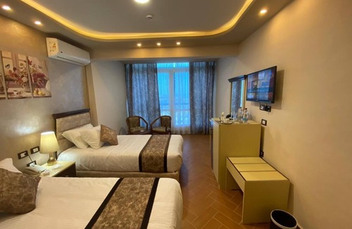 Al-Manakh Hotel | Jewel Port Said Hotel