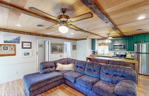 Huddleston Cottage | Jewelbox Cottage - Lakefront home with fireplace, private dock, canoe & SUPs