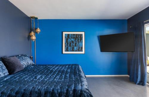 Palm Springs House | Jeweled Oasis - Modernism Week! Coachella!