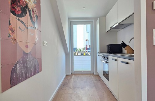 Montabaur House | Jewelhouse for 24 people - Central, Terrace, BBQ, Switch & Stream